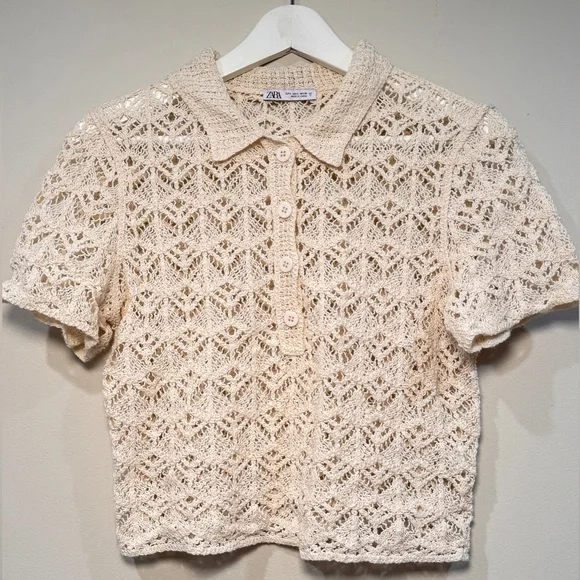 Zara size large Cream Crochet half Button-Up Top - Picture 2 of 5